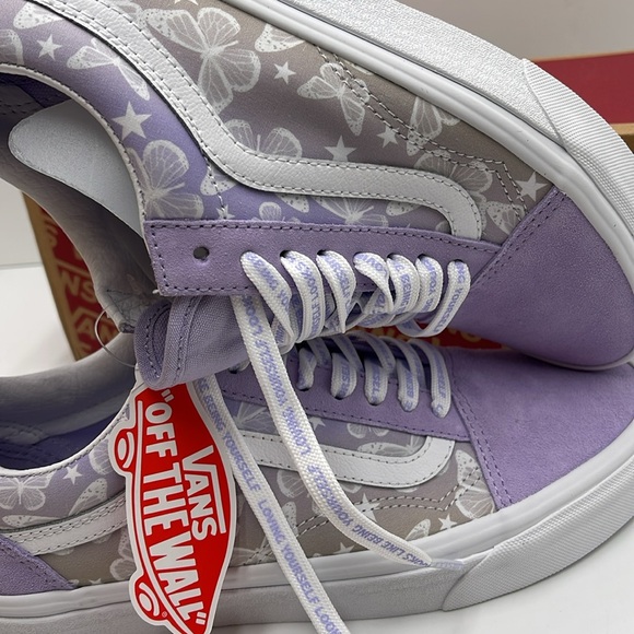 Vans WMNS Old Skool
Team Wellness Multi
VN0005UA448
SNEAKERS - Picture 14 of 16